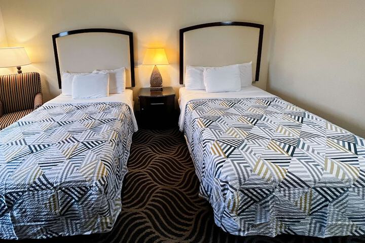 Room 3 of 6