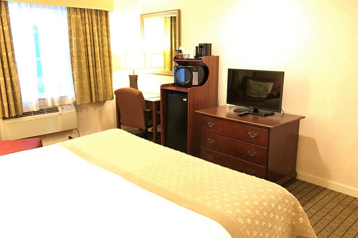 Ramada by Wyndham Draper