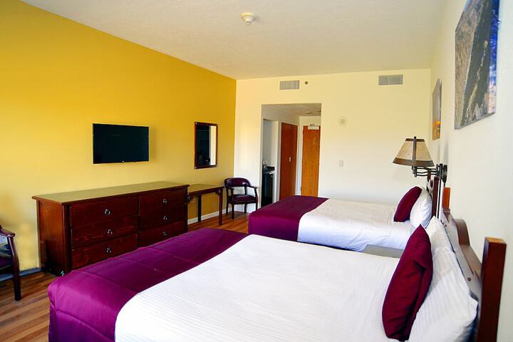 Room 20 of 28