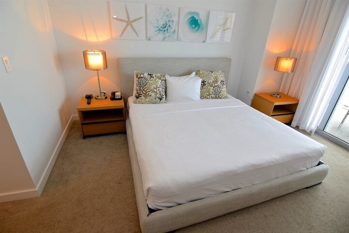 Room 12 of 20