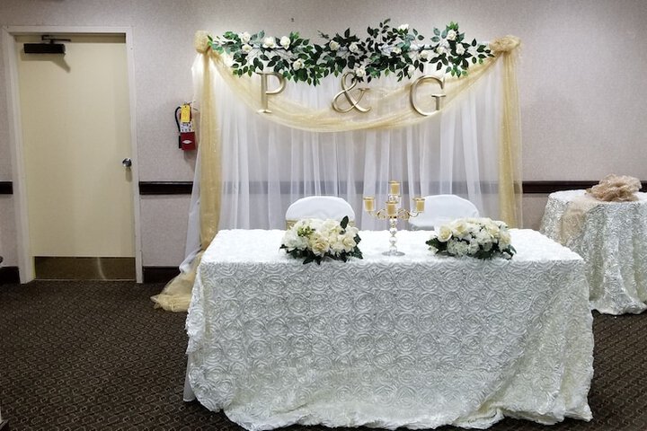 Ballroom/Hall 51 of 58