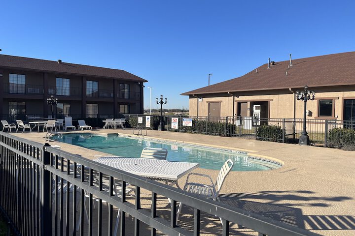Pool 4 of 36