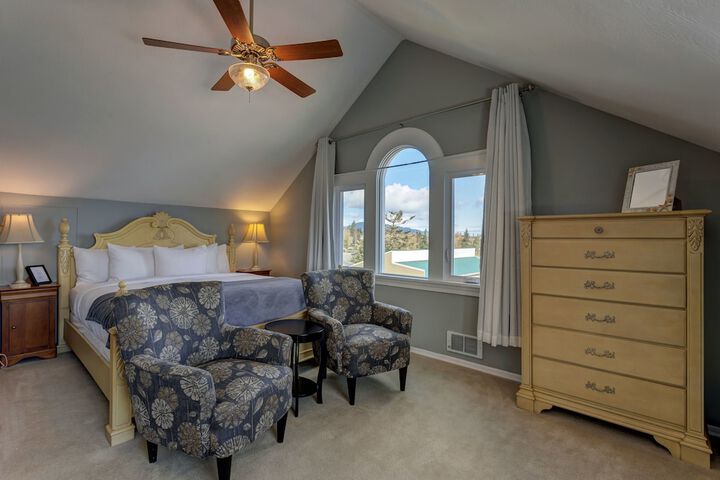 Room 14 of 60