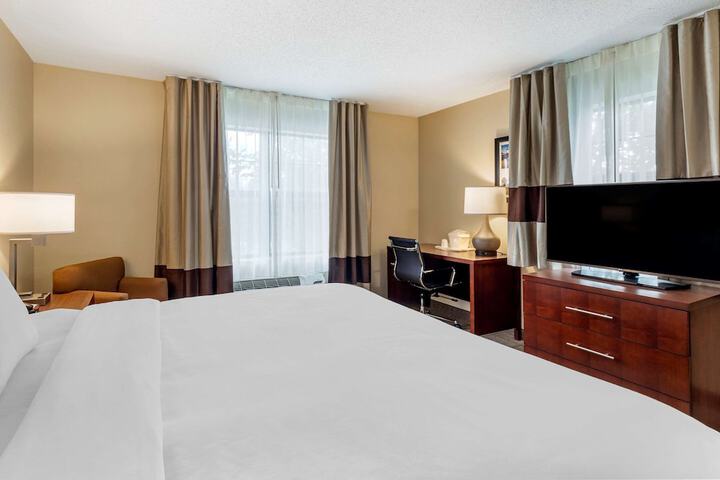 Room 16 of 37