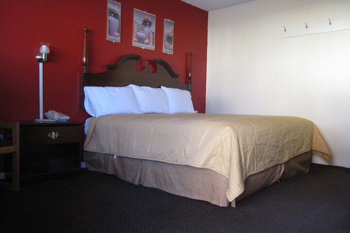 Room 4 of 14