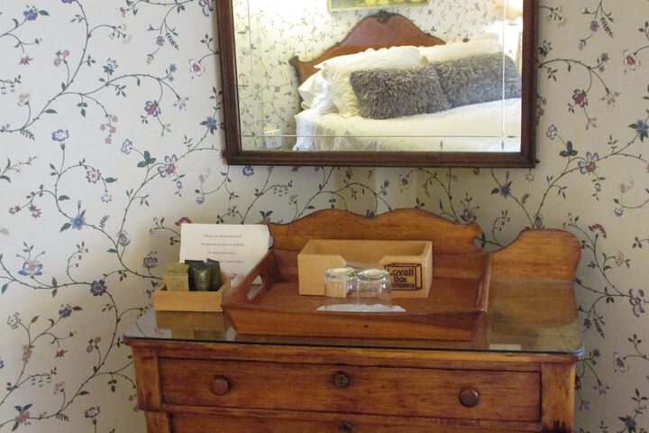 Center Lovell Inn