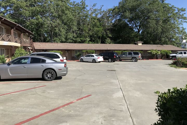 Property Grounds 26 of 30