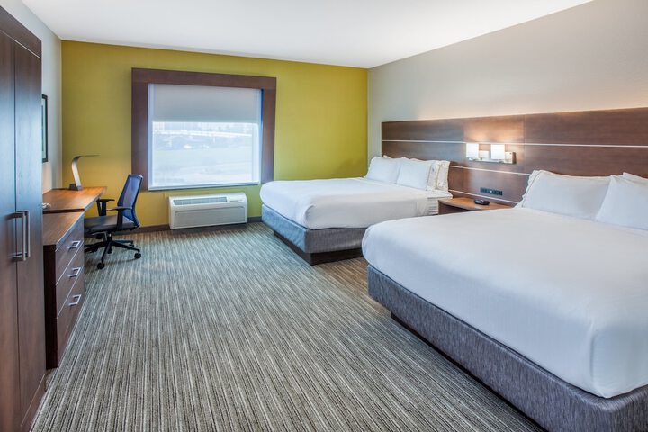 Room 40 of 52