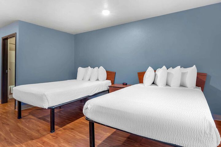 Room 18 of 26
