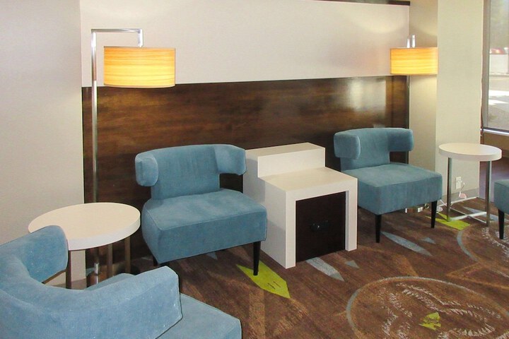 Hotel Interior 10 of 25