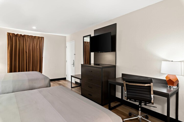Quality Inn & Suites Dumas