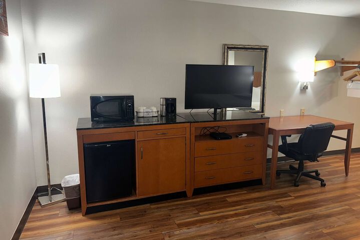 Room 21 of 39