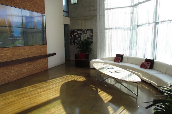Room 16 of 23