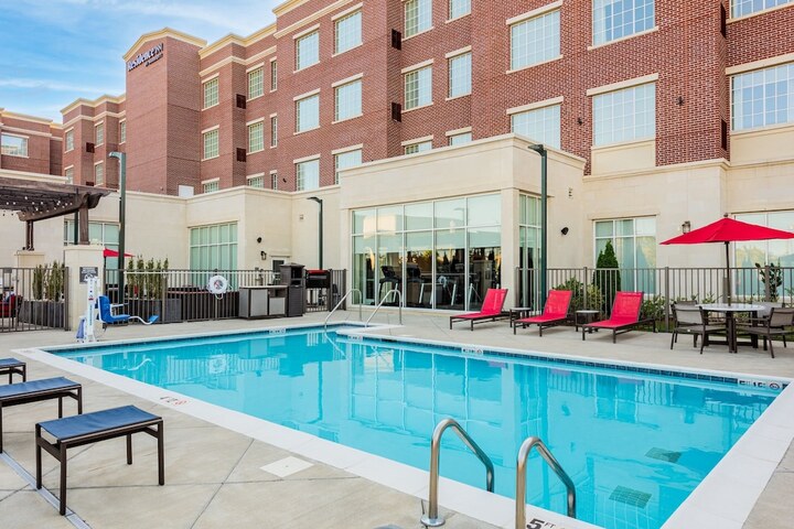 Pool 4 of 40