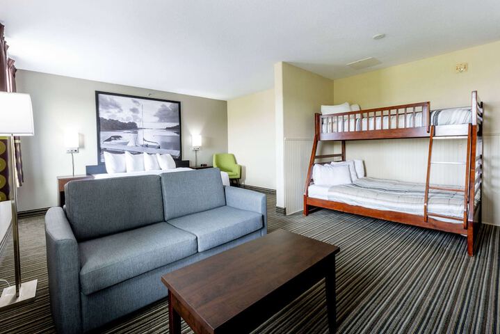 Super 8 by Wyndham Truro NS