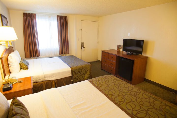 Room 10 of 39
