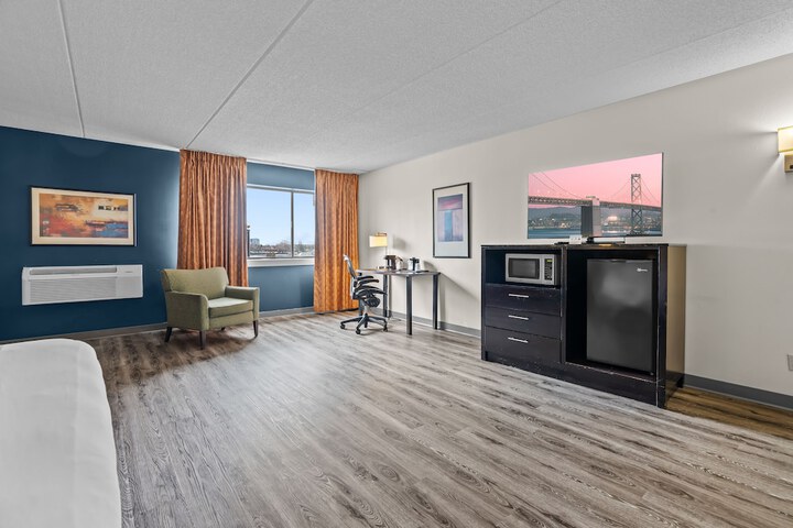 Room 16 of 59