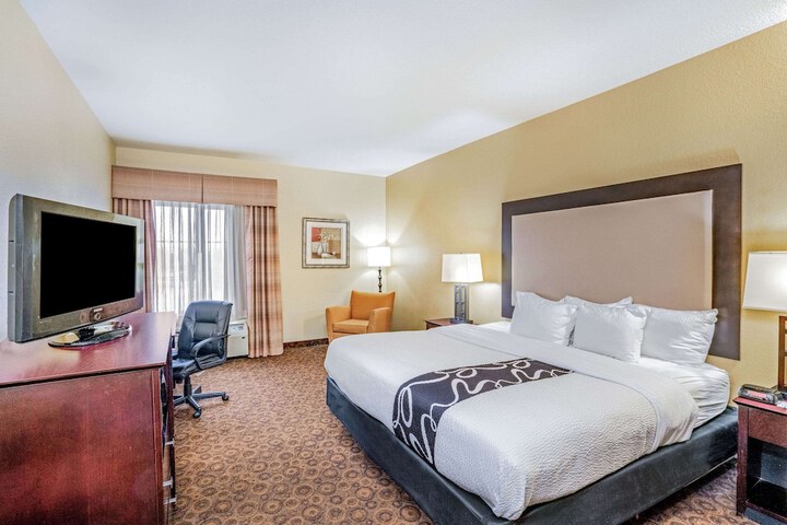 Room 20 of 33