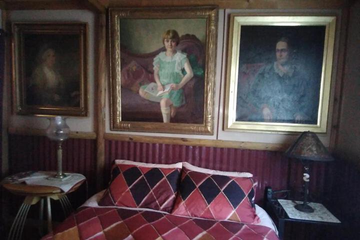 La Loma del Chivo Llc - The museum room
