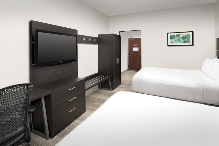 Room 12 of 42