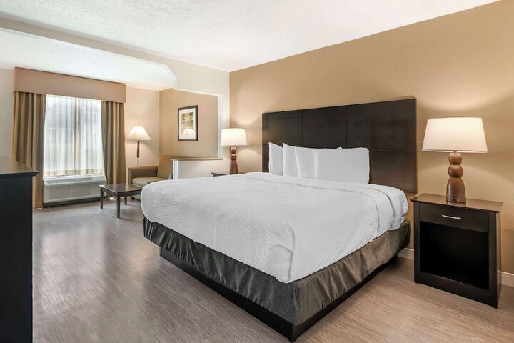 Best Western Suites