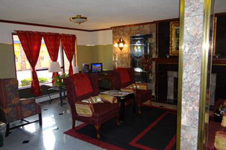 Magnuson Hotel & Suites Bellevue