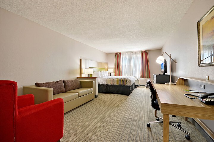 Room 27 of 37
