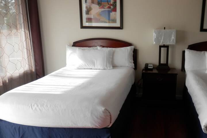 Blue Coast Inn and Suites
