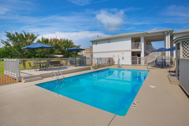 Pool 5 of 29