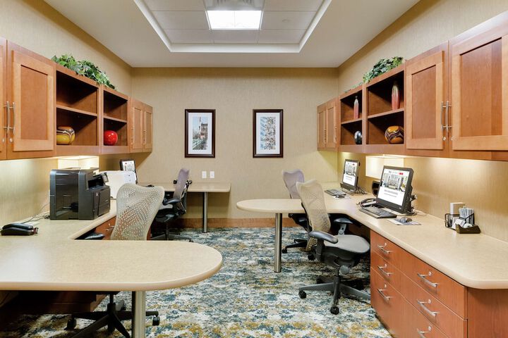 Business Center 59 of 60