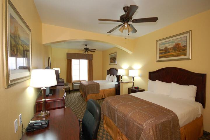 Room 5 of 17