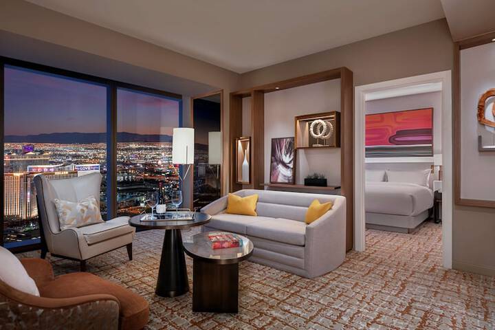 Room 96 of 152