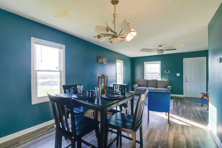 Walkable Hopkinsville Home w / Yard!
