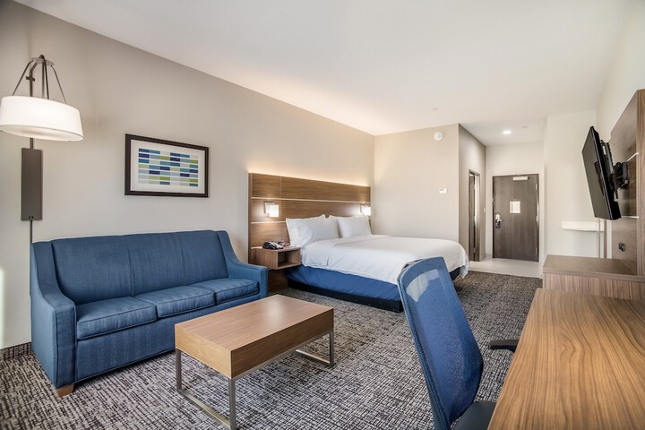 Room 19 of 46