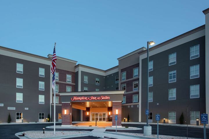 Hotel 2 of 42