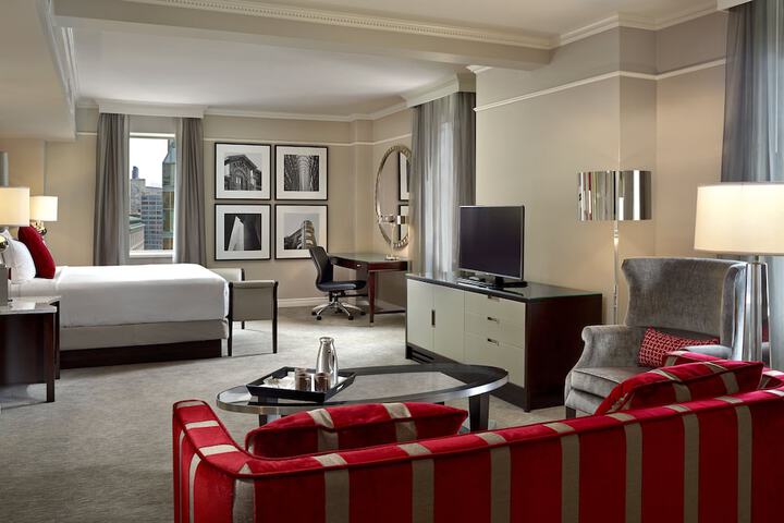Room 57 of 111