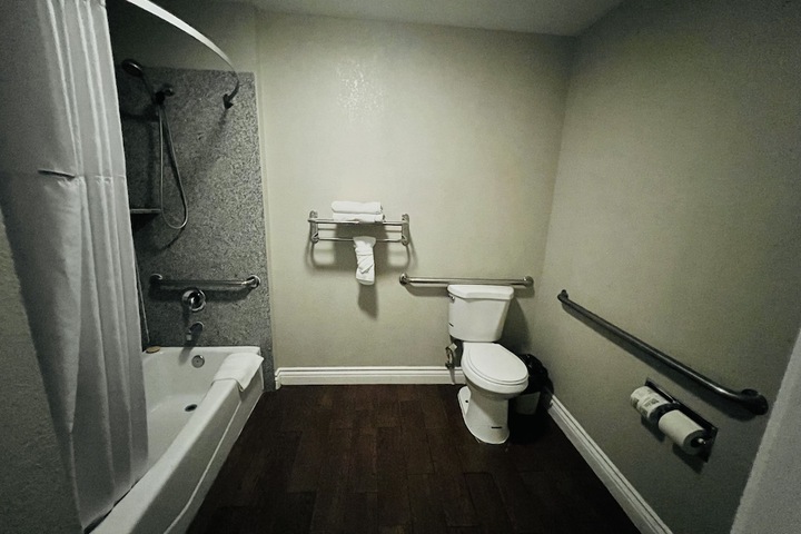 Room 61 of 62