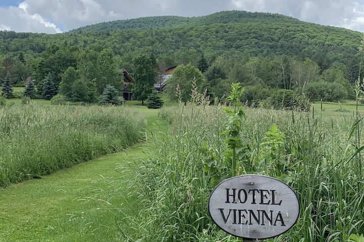 Hotel 6 of 64