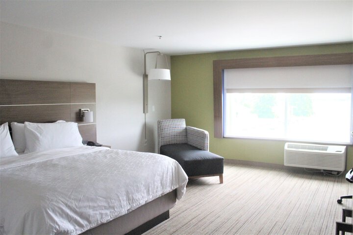 Holiday Inn Express & Suites Kokomo South by IHG