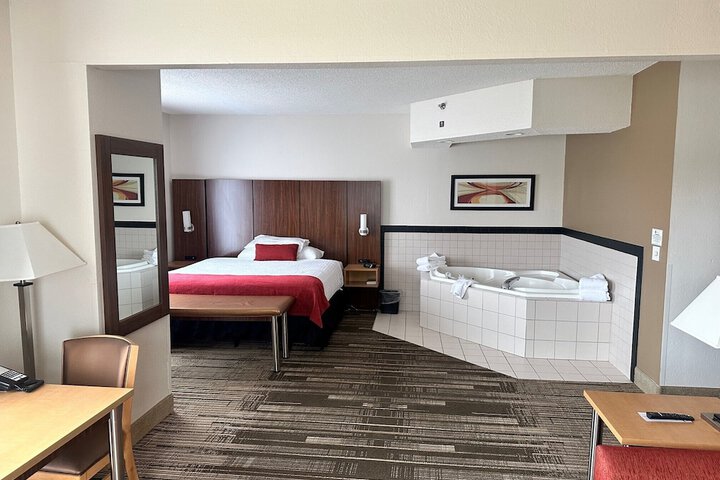 Northfield Inn Suites & Conference Center