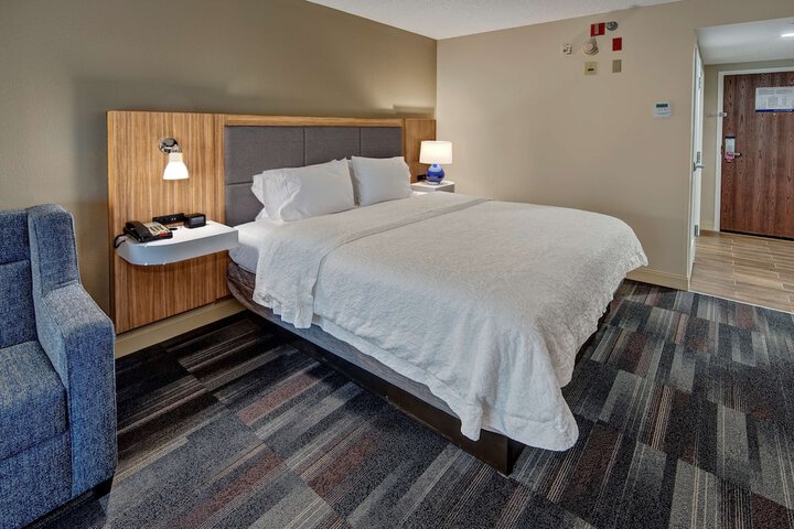 Room 12 of 43