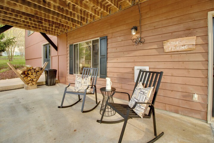 Waterfront Home Near Mark Twain National Forest