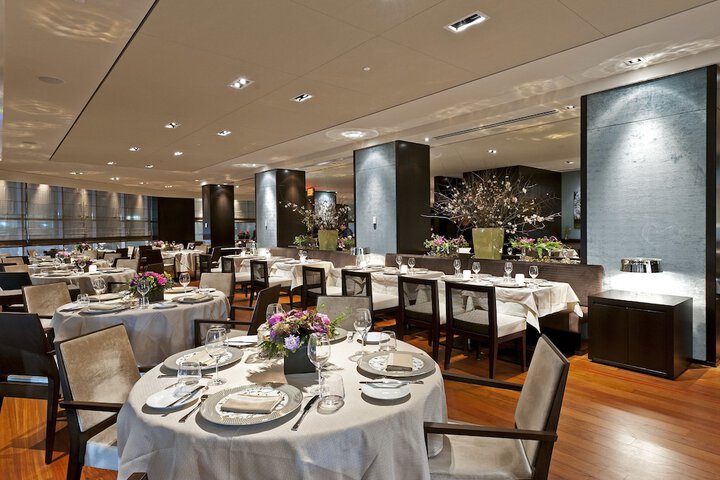 Dining 65 of 91