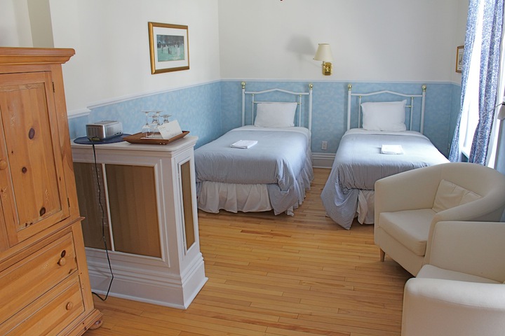 Room 37 of 52