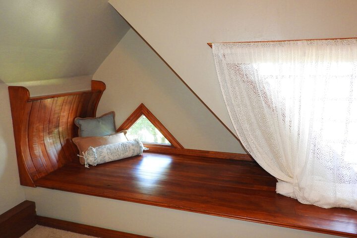 Champaign Garden Inn