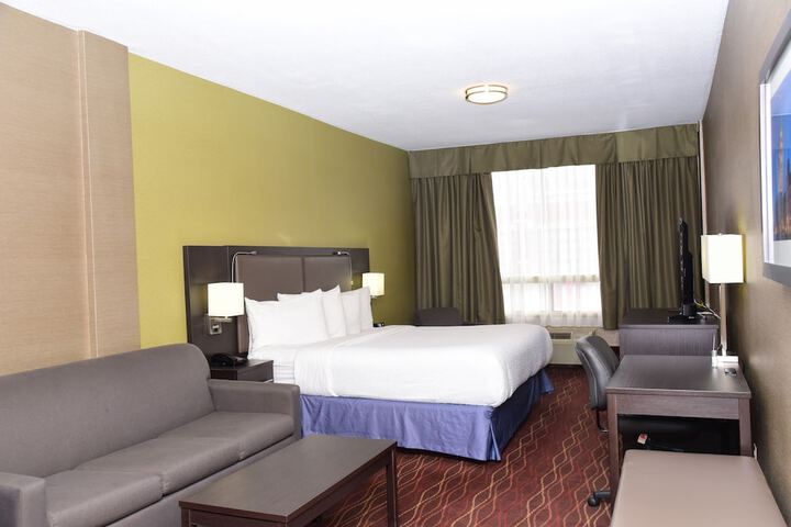 Room 7 of 43