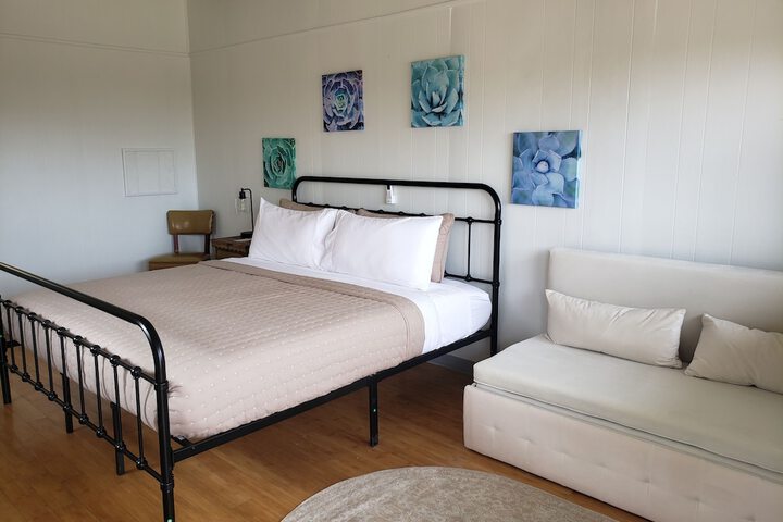 Room 34 of 59