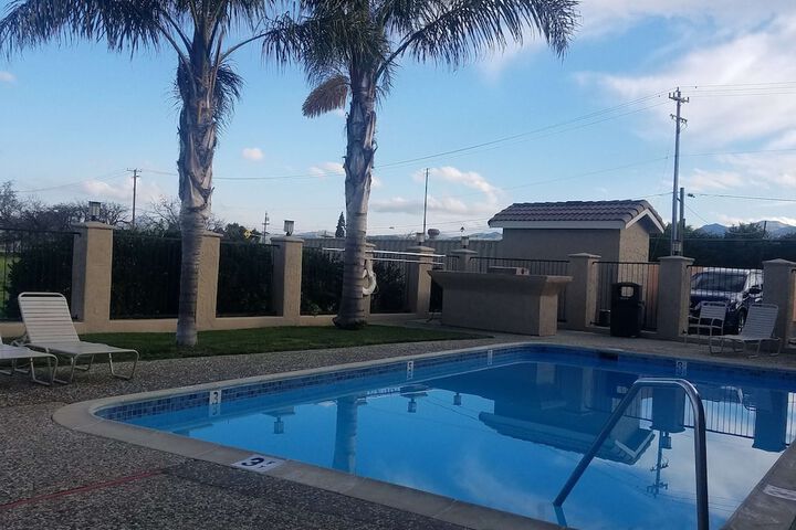 SureStay Hotel by Best Western Hollister