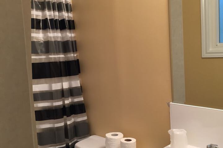 Room 8 of 29