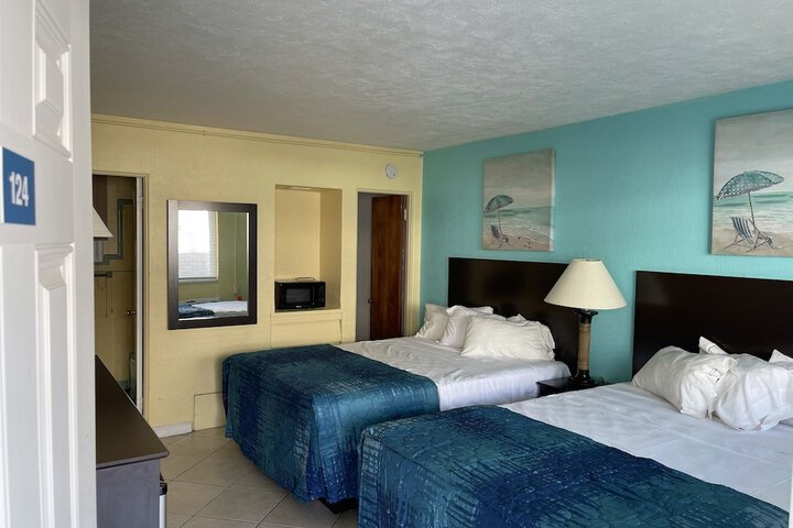 Room 35 of 70